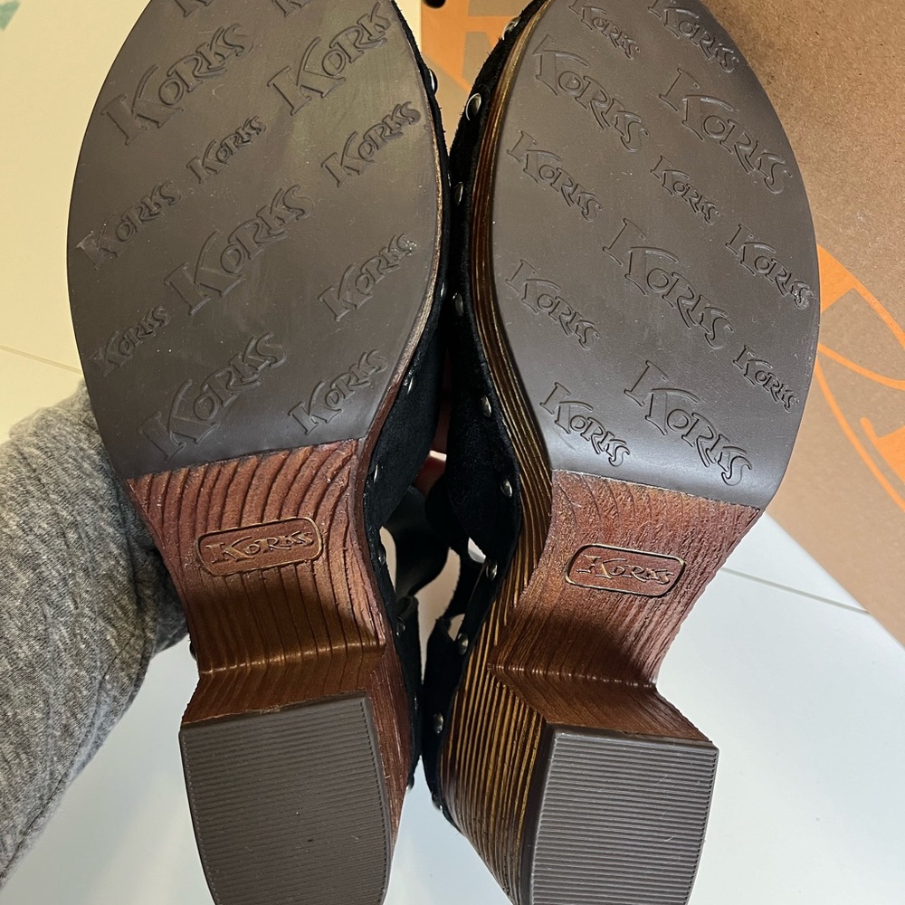 Kork-Ease Black Mules Comfortable Clogs - Picture 8 of 8